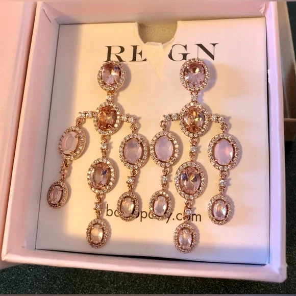 NEW IN BOX Bomb Party Reign Bella’s Luxe Earrings - Unicorn - Only 1 of 250 made - Picture 3 of 10